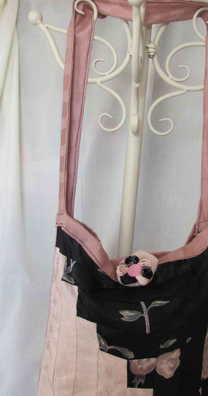 large image of art item: bag – diagonal black and light pink