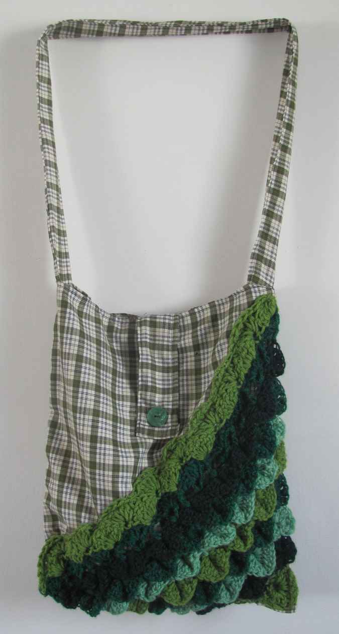 large image of art item: bag – diagonal checkred greens blues white
