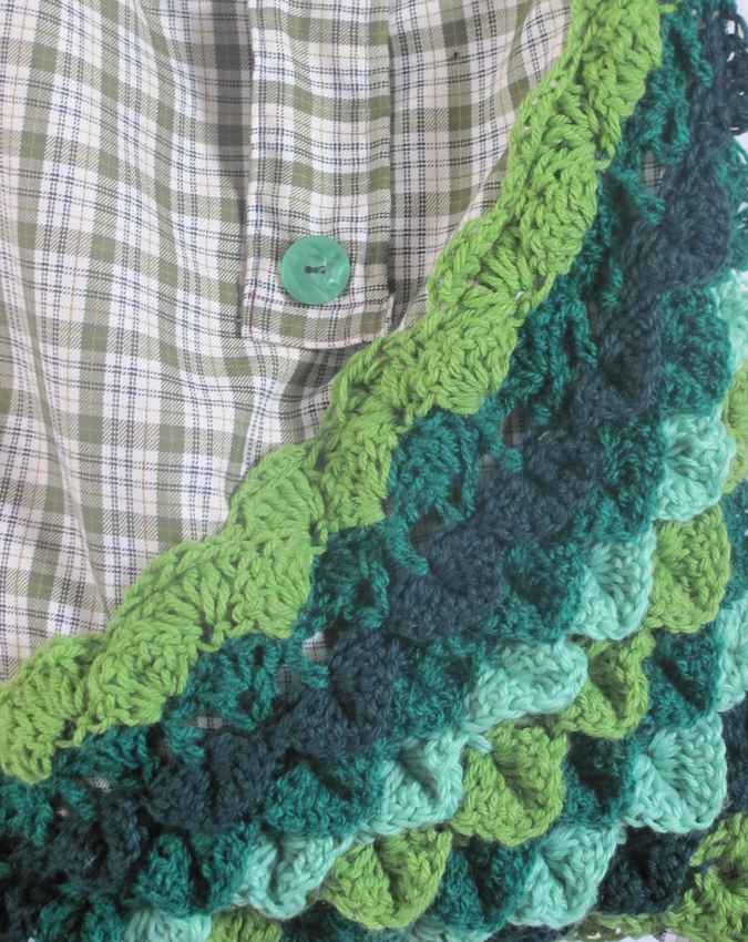 large image of art item: bag – diagonal checkred greens blues white