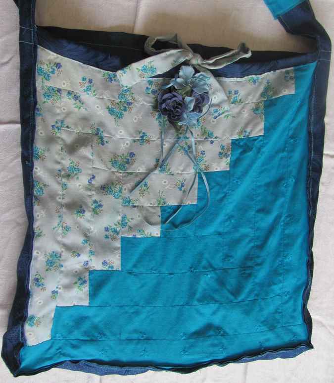 large image of art item: bag – diagonal turquoise white