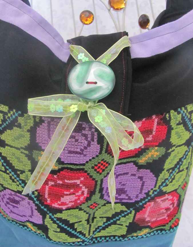 large image of art item: bag – embroidery green yellow flowers
