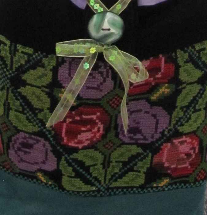 large image of art item: bag – embroidery green yellow flowers