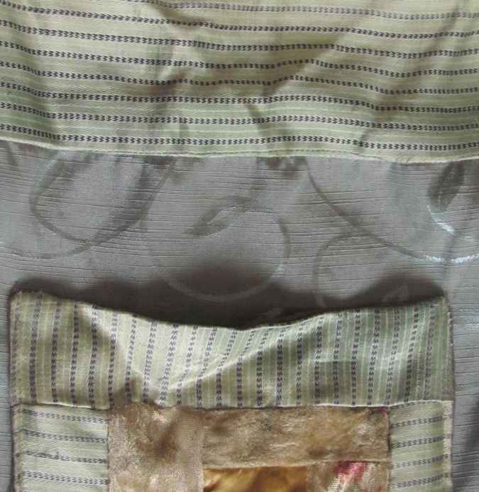 large image of art item: bag – gray pouch quilt