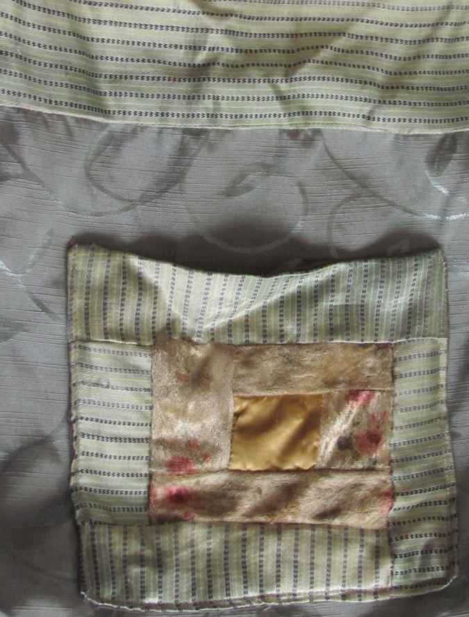 large image of art item: bag – gray pouch quilt