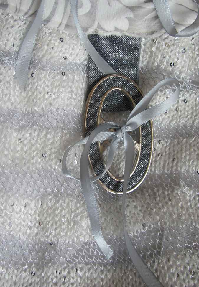 large image of art item: bag – knitwork white stripes gray buckle silvery shiny