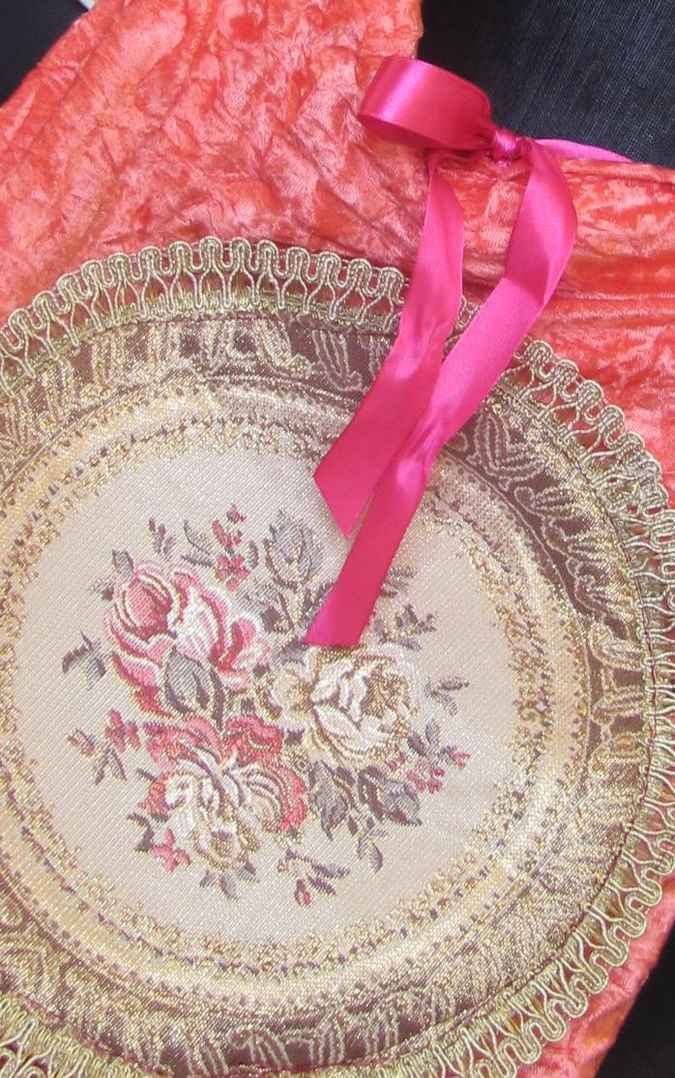 large image of art item: bag – peach quilt brownish disc