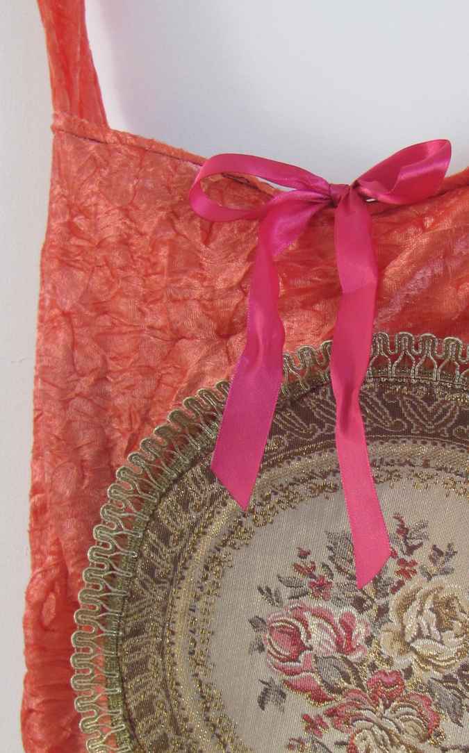 large image of art item: bag – peach quilt brownish disc