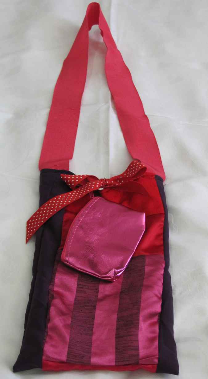 large image of art item: bag – pink red with shiny pink purse