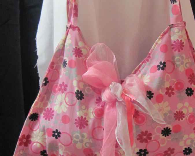 large image of art item: bag – pink with ribbons
