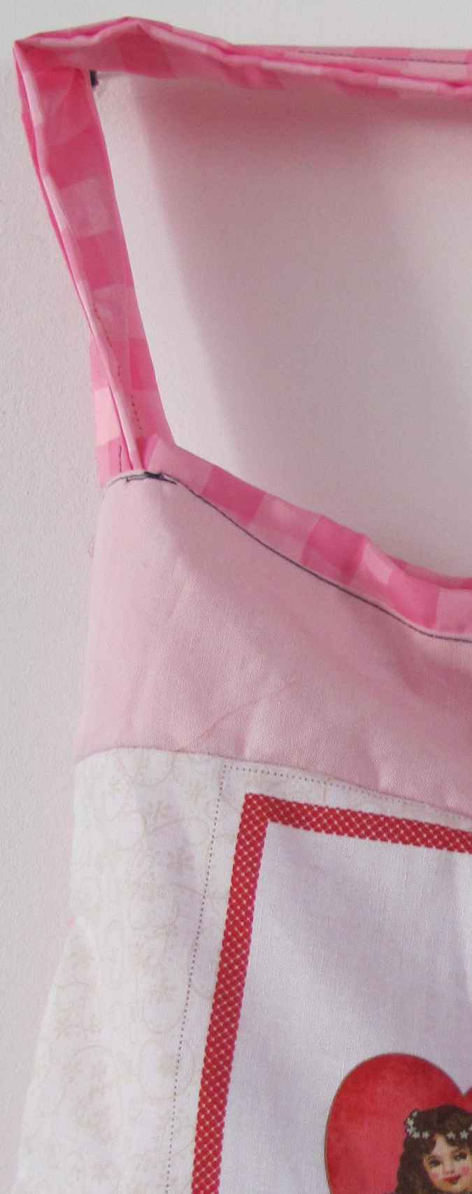 large image of art item: bag – porky pink white red
