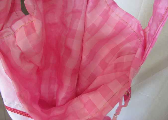 large image of art item: bag – porky pink white red