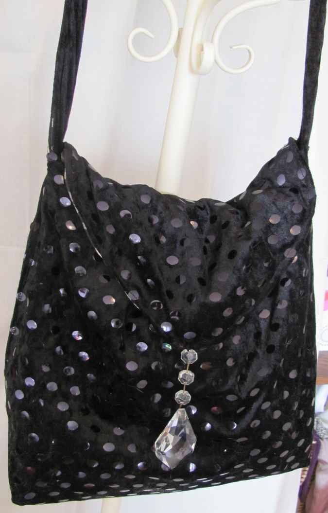 large image of art item: bag – sequins and crystal