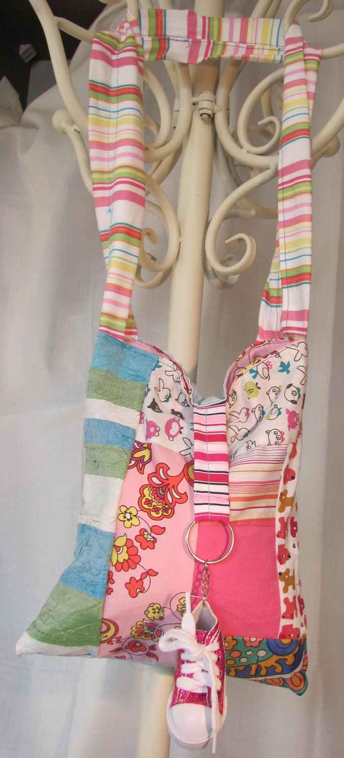 large image of art item: bag – shoe pink