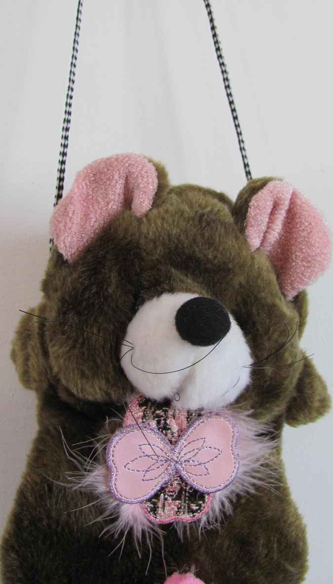 large image of art item: bag – teddy bear zipper brown