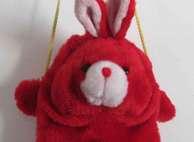 large image of art item: bag – teddy bear zipper red
