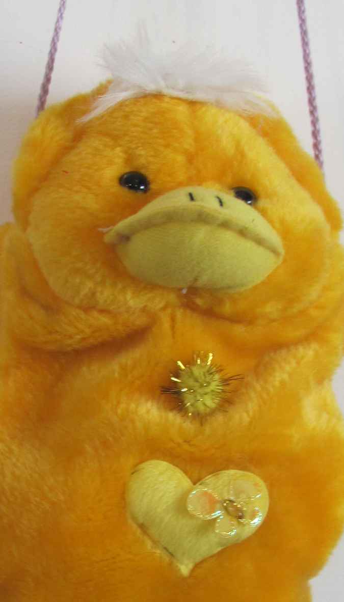 large image of art item: bag – teddy bear zipper yellow