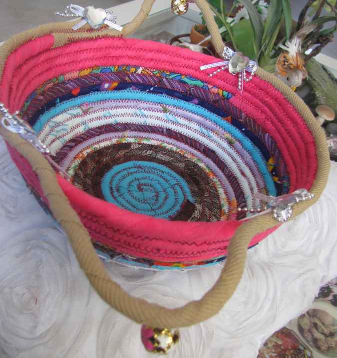 large image of art item: basket – cyan center pink perimeter diamond hearts