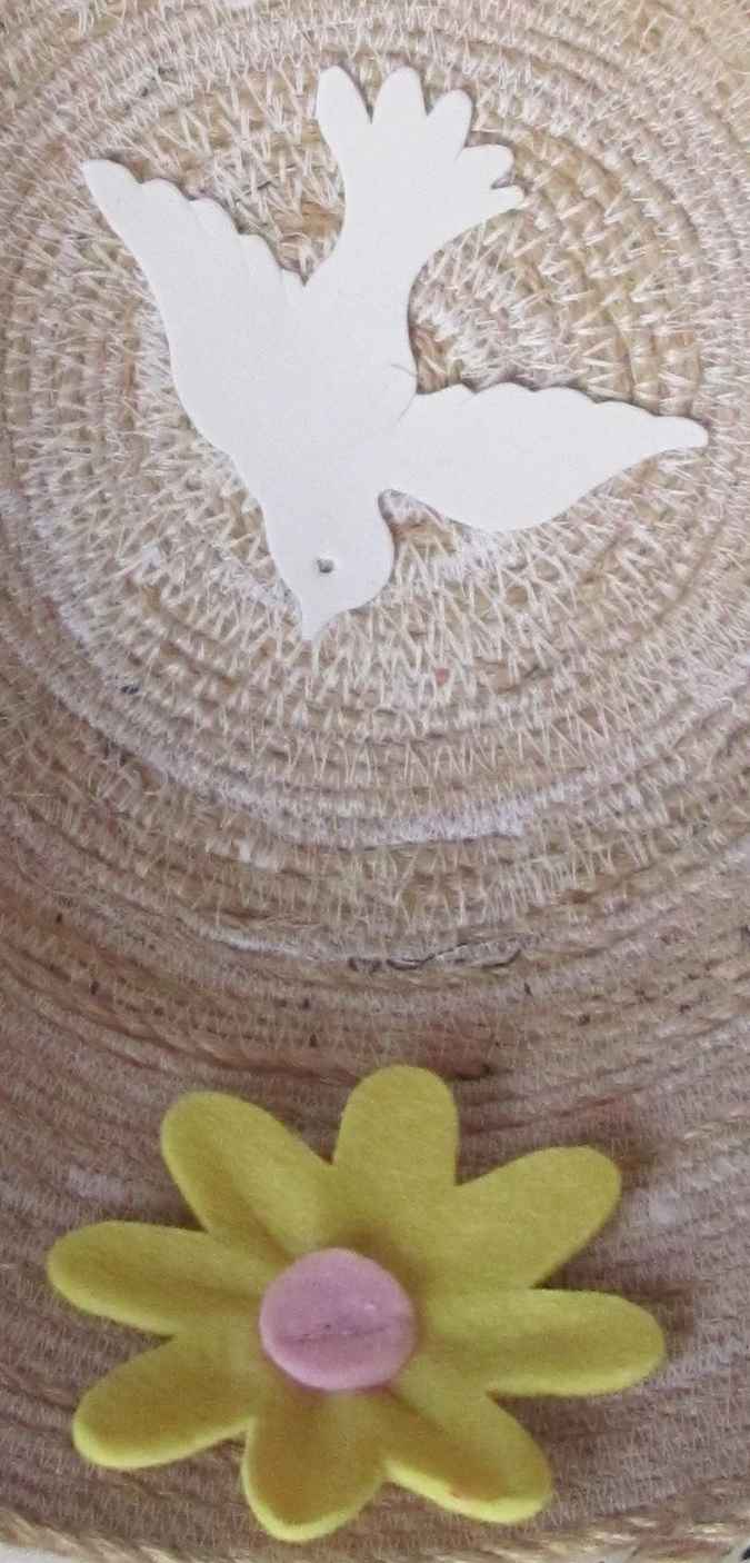 large image of art item: basket – dove flowers khaki