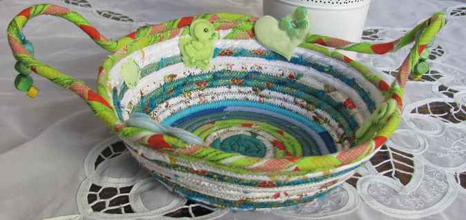large image of art item: basket – duckling heart green