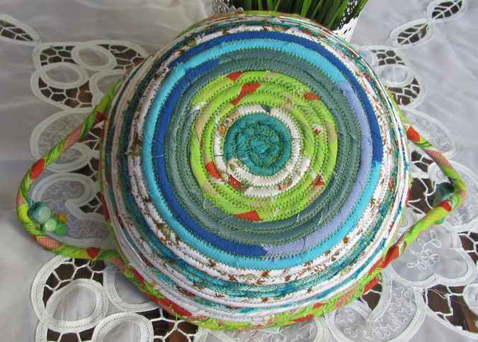 large image of art item: basket – duckling heart green