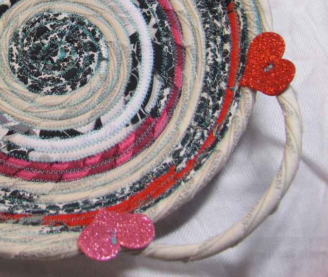 large image of art item: basket – hearts red white