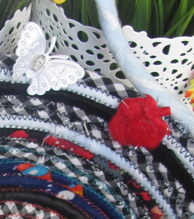 large image of art item: basket – strawberry white checkered