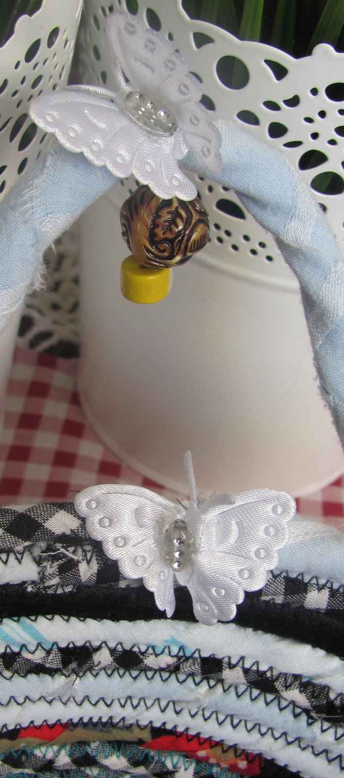 large image of art item: basket – strawberry white checkered