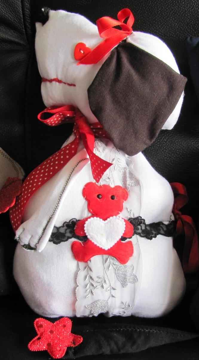 large image of art item: doll – cat and dog quilt