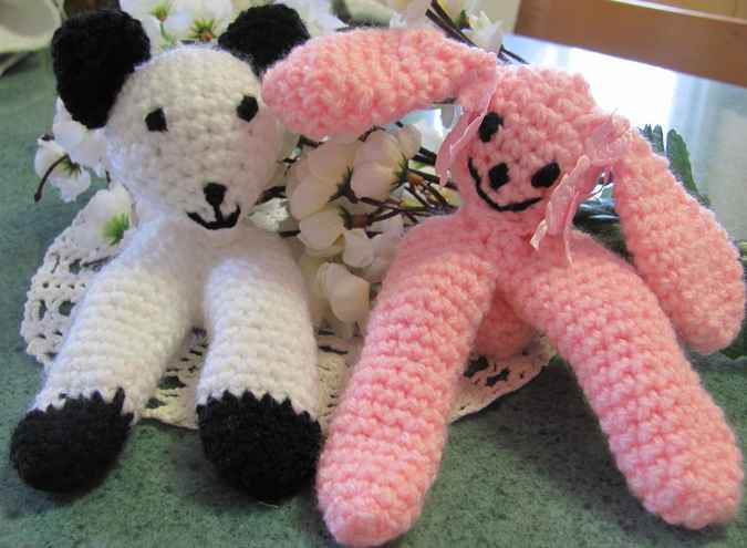 large image of art item: doll – finger puppets crochet