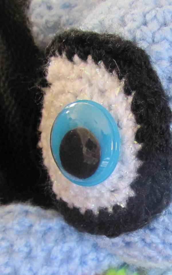 large image of art item: doll – owl cyan crochet