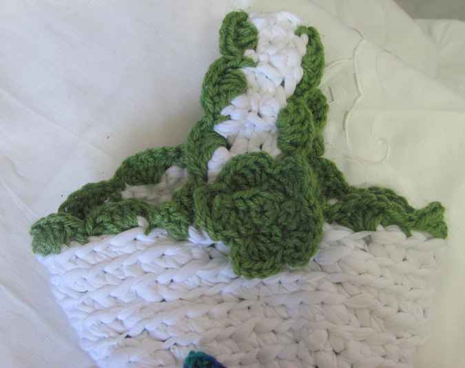 large image of art item: decor – crochet basket with colorful ball