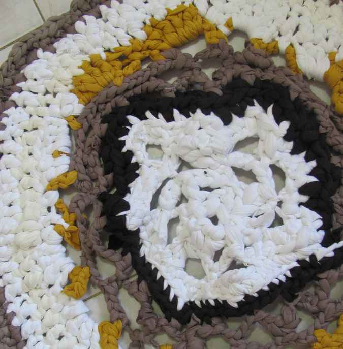 large image of art item: decor – rug violet white black yellow