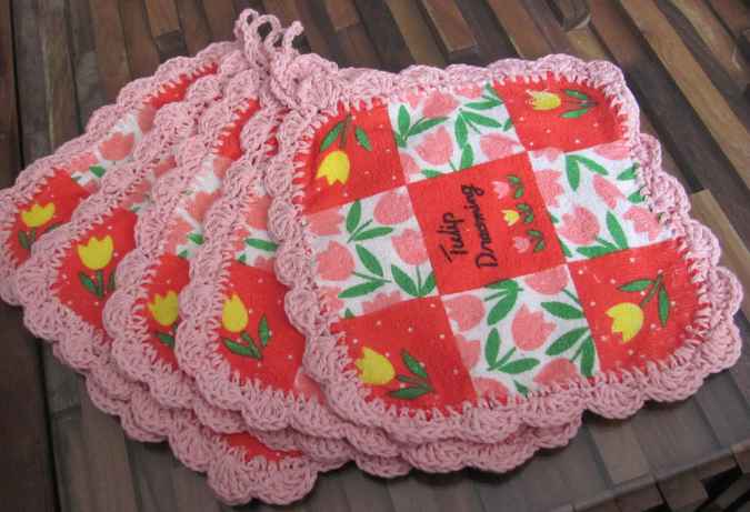 large image of art item: decor – coasters red pink flowers