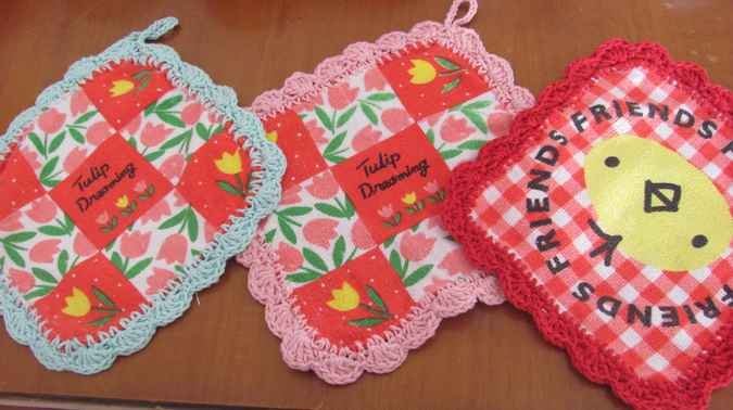 large image of art item: decor – coasters red checkered