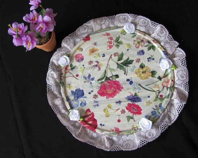 large image of art item: decor – plate different kinds of flowers