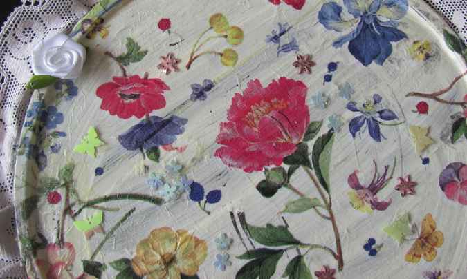 large image of art item: decor – plate different kinds of flowers
