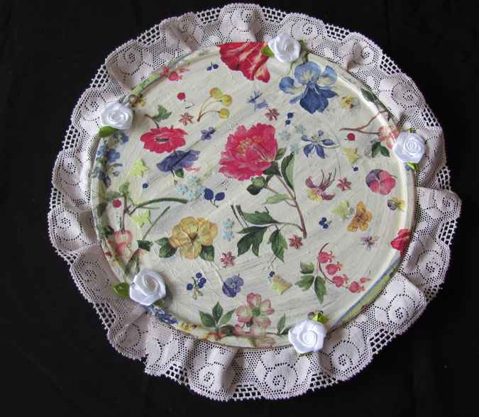 large image of art item: decor – plate different kinds of flowers