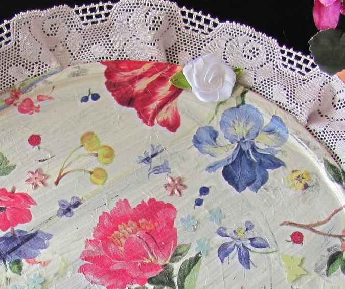 large image of art item: decor – plate different kinds of flowers