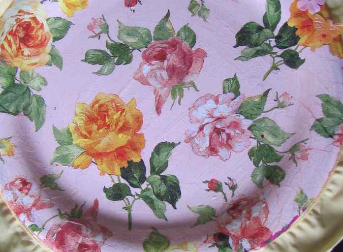large image of art item: decor – plate yellow and pink flowers