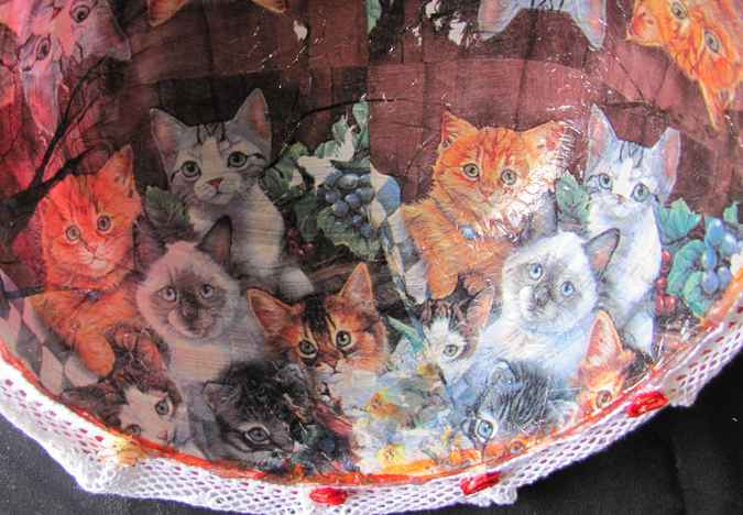 large image of art item: decor – plate cats