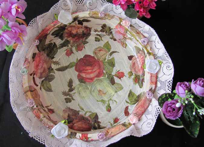large image of art item: decor – plate lace white red roses