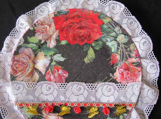 large image of art item: decor – plate black rose red