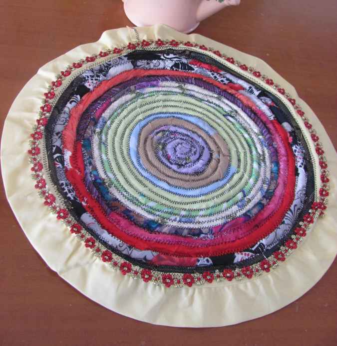 large image of art item: decor – map circular quiltrope