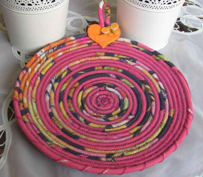 large image of art item: decor – potholder pink