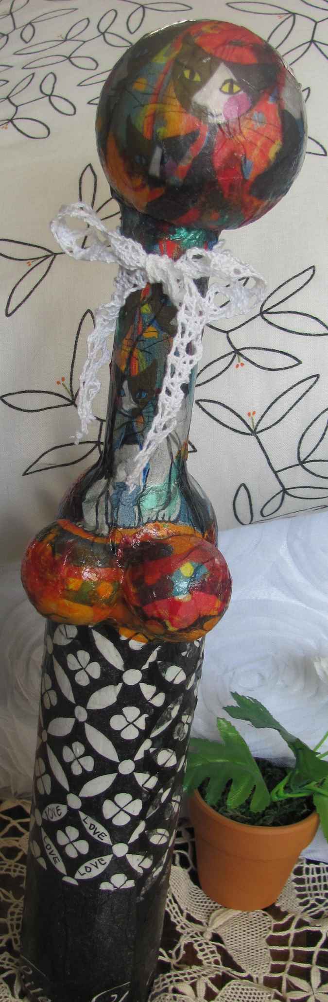 large image of art item: decor – flask black white sphere