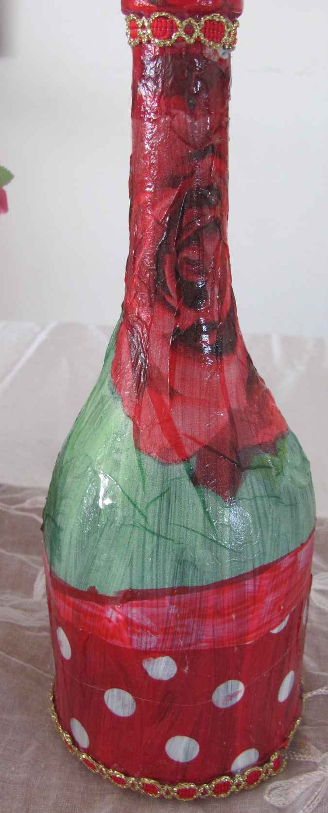 large image of art item: decor – flask red rose bottly