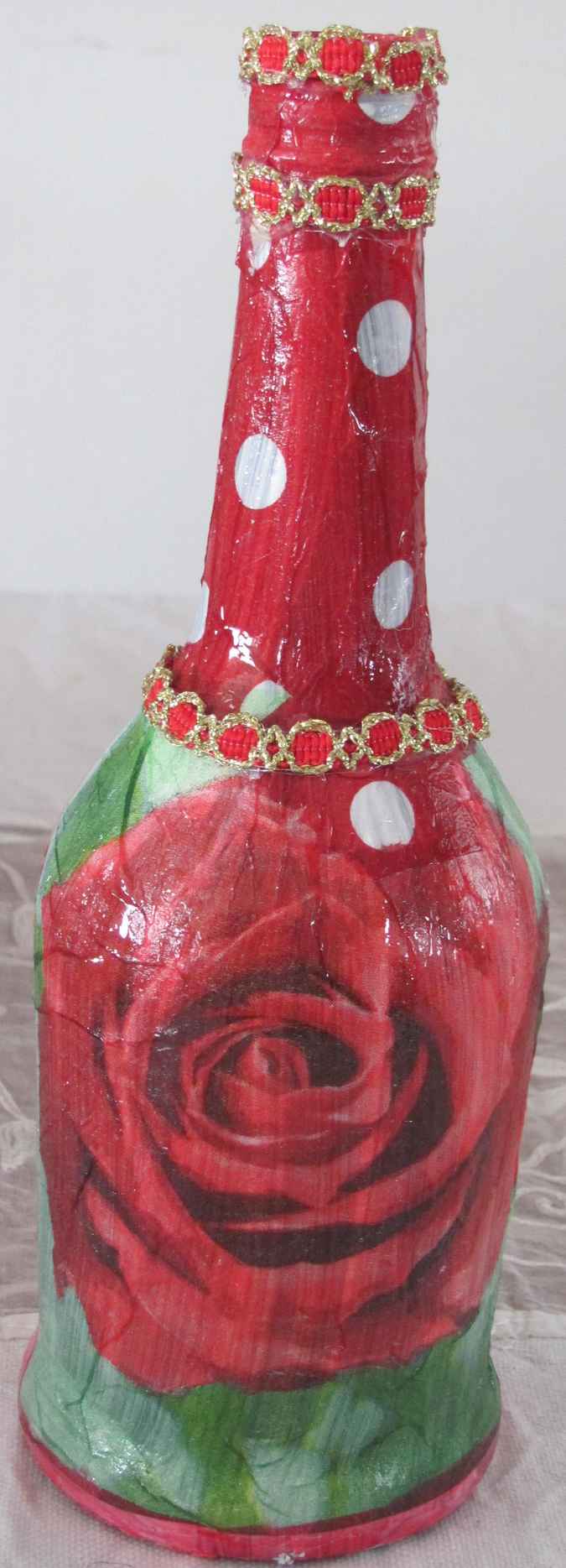 large image of art item: decor – flask red rose regular