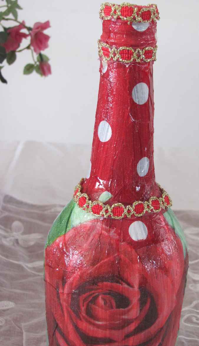 large image of art item: decor – flask red rose regular