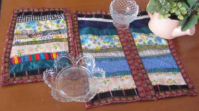 large image of art item: decor – quilt map