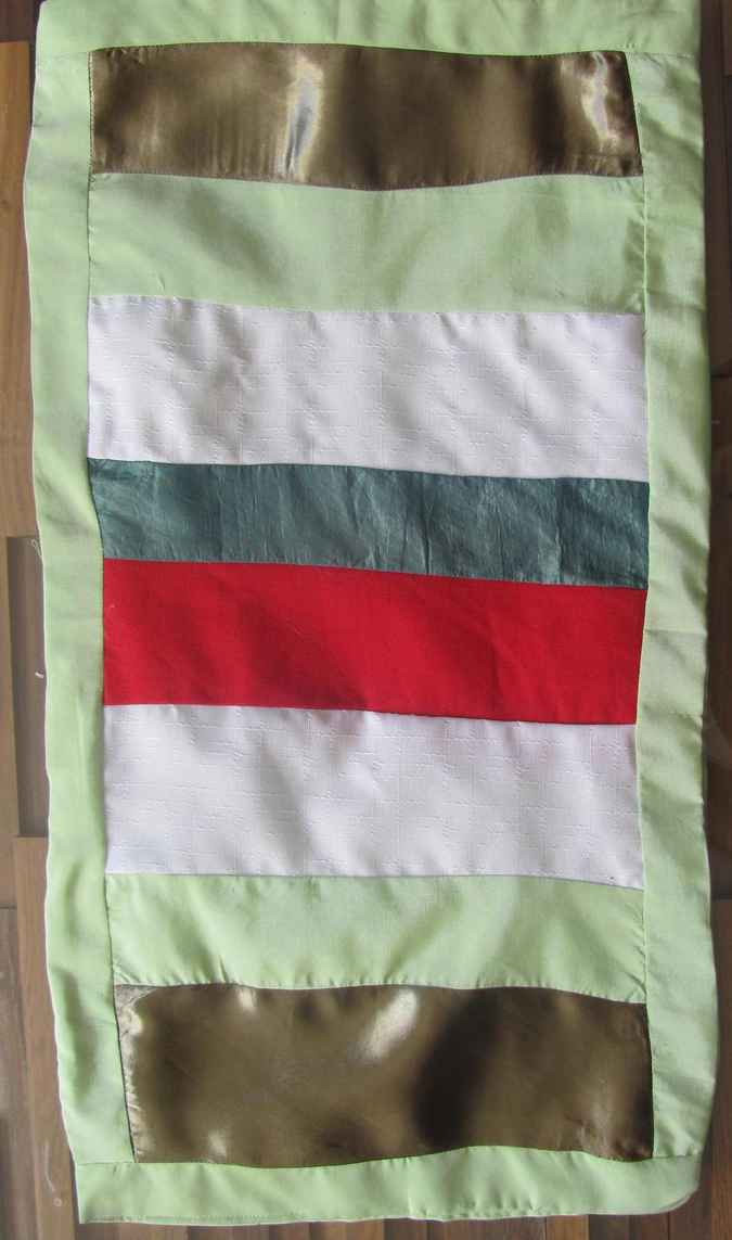 large image of art item: decor – table centerpiece quilt shiny